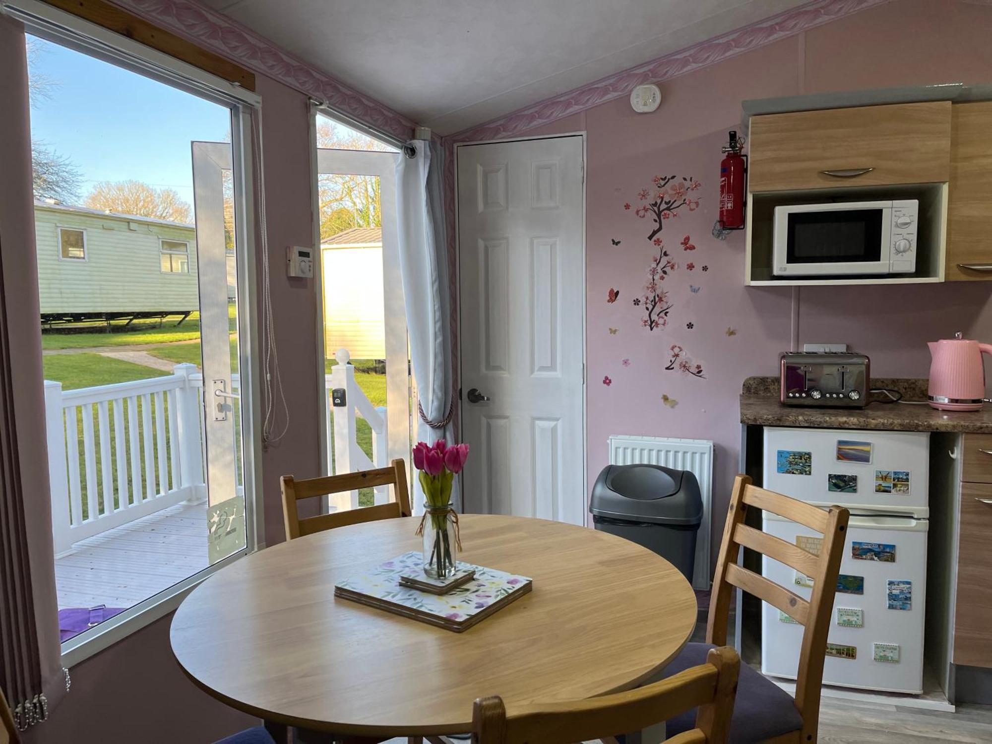 Lower Hyde Caravan Shanklin Exterior photo