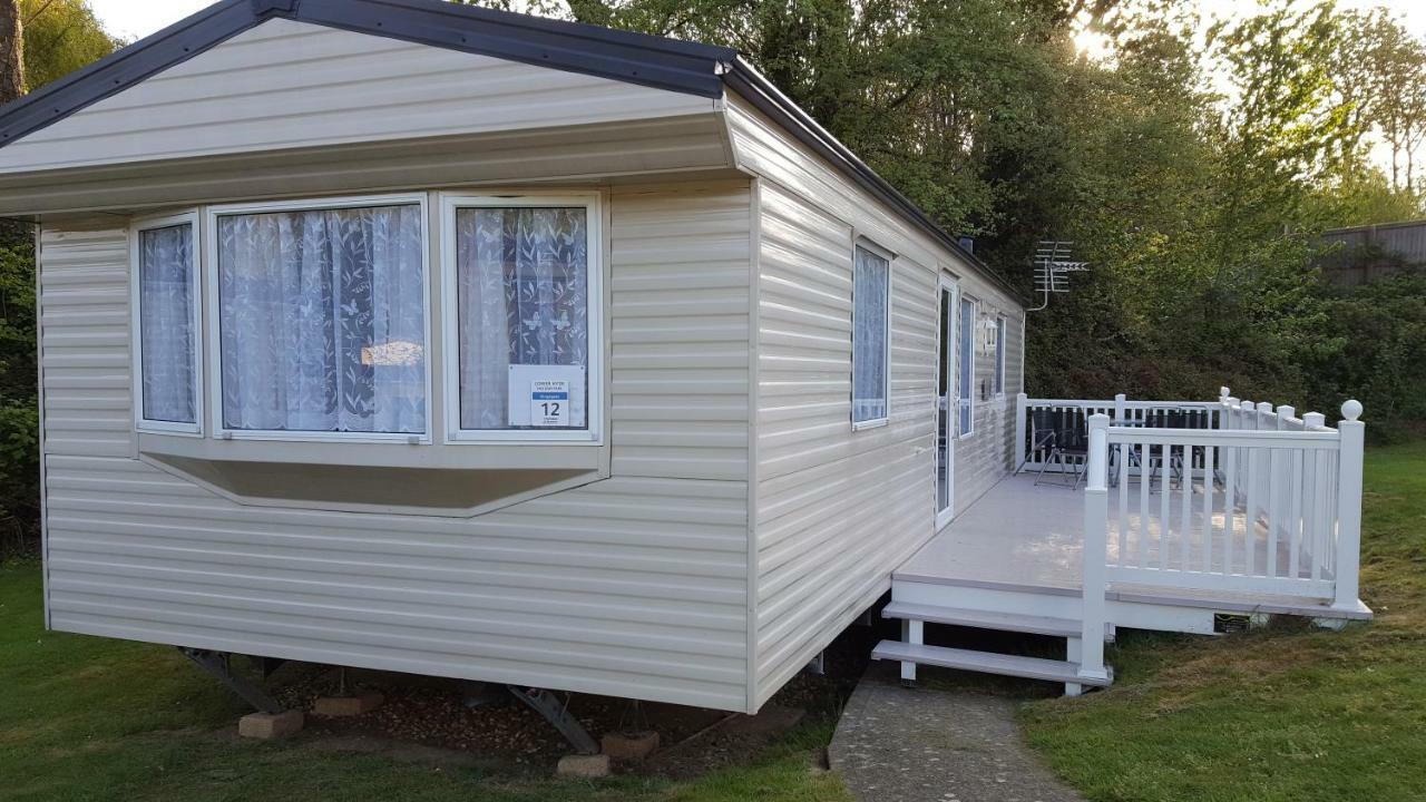 Lower Hyde Caravan Shanklin Exterior photo